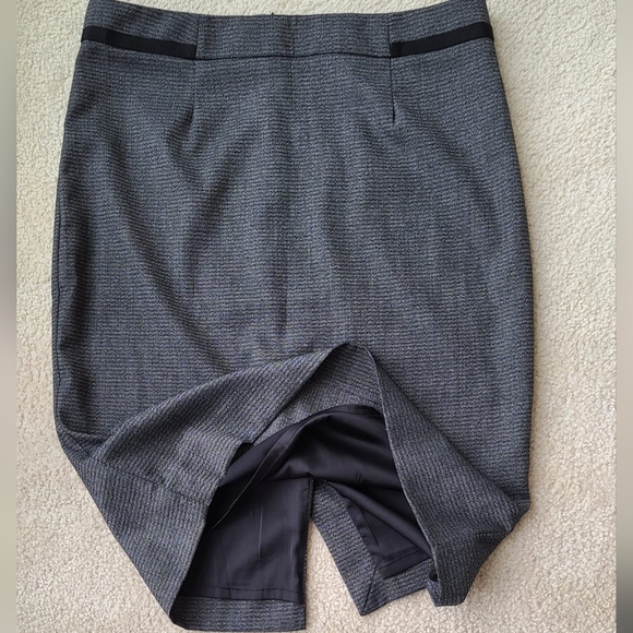Beutiful Dar Grey Skirts - Picture 7 of 9
